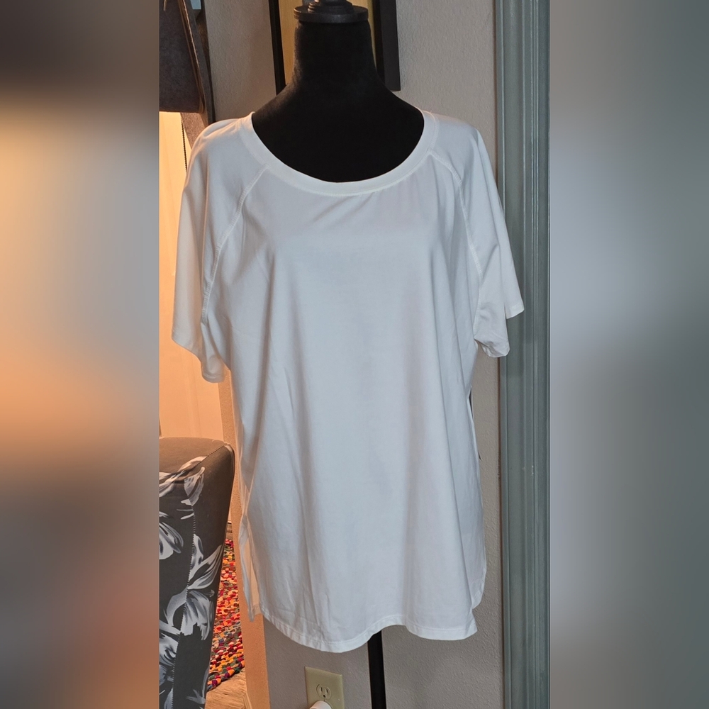 ISABELLA ACTIVE WEAR White Short Sleeve Top (D)